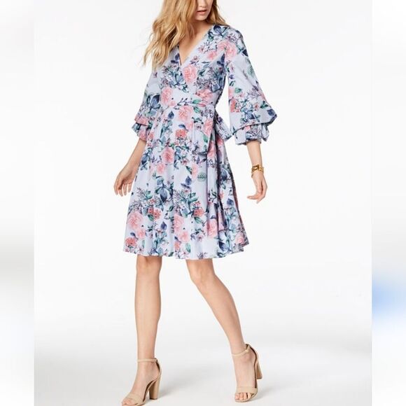 Ivanka Trump Dresses & Skirts - Ivanka Trump Floral Wrap Dress Size 6
